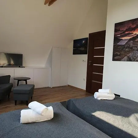 Gorska Pod Wyciagiem Remiaszow Nr Ix Bus Pod Domkami * Bialka Tatrzanska