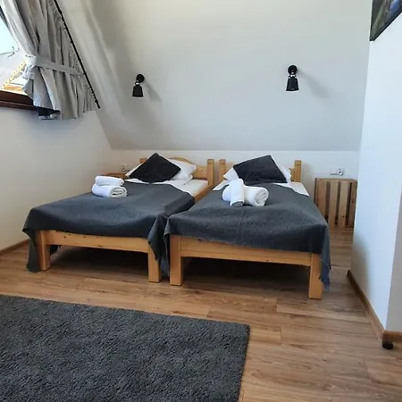 Gorska Pod Wyciagiem Remiaszow Nr Ix Bus Pod Domkami *