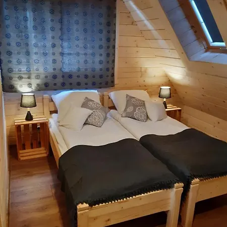 Gorska Pod Wyciagiem Remiaszow Nr Ix Bus Pod Domkami *